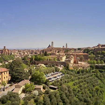La Loggia Free Parking,ac Apartman Siena