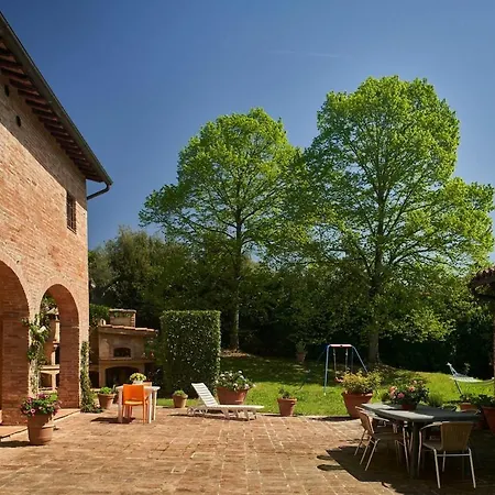 La Loggia Free Parking,ac Sienne