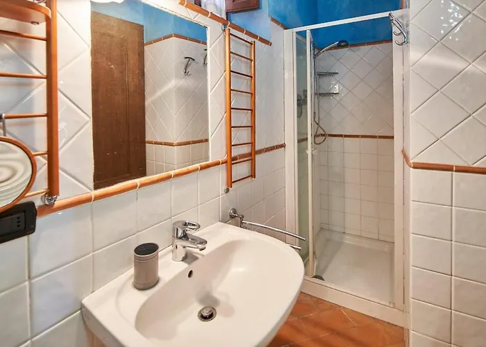 La Loggia Free Parking,ac * Siena