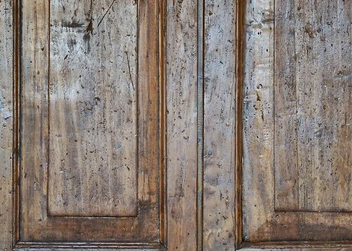 La Loggia Free Parking,ac